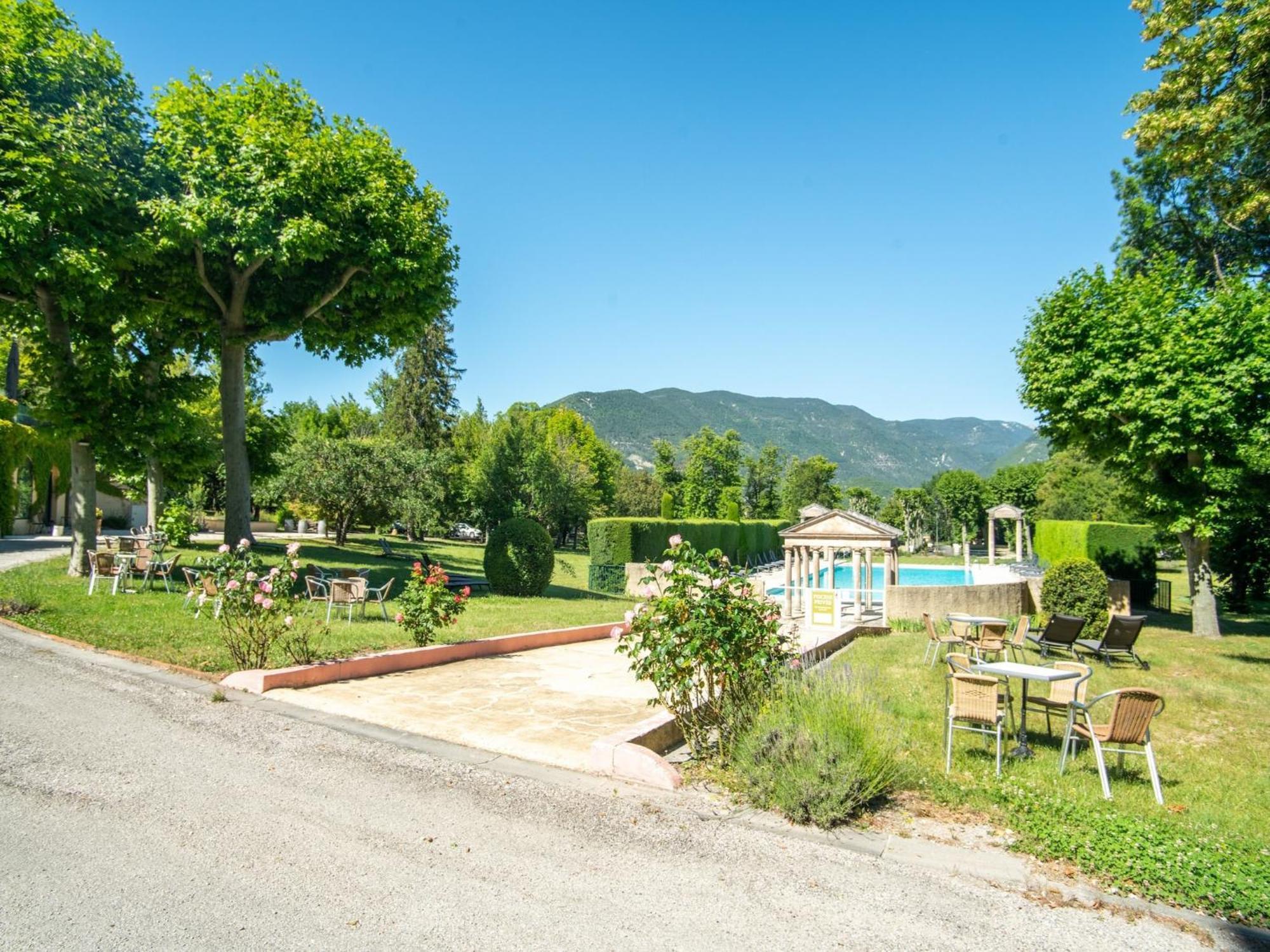 Cozy Apartment With Swimming Pool Terrace Garden Parking Montbrun-les-Bains Dış mekan fotoğraf