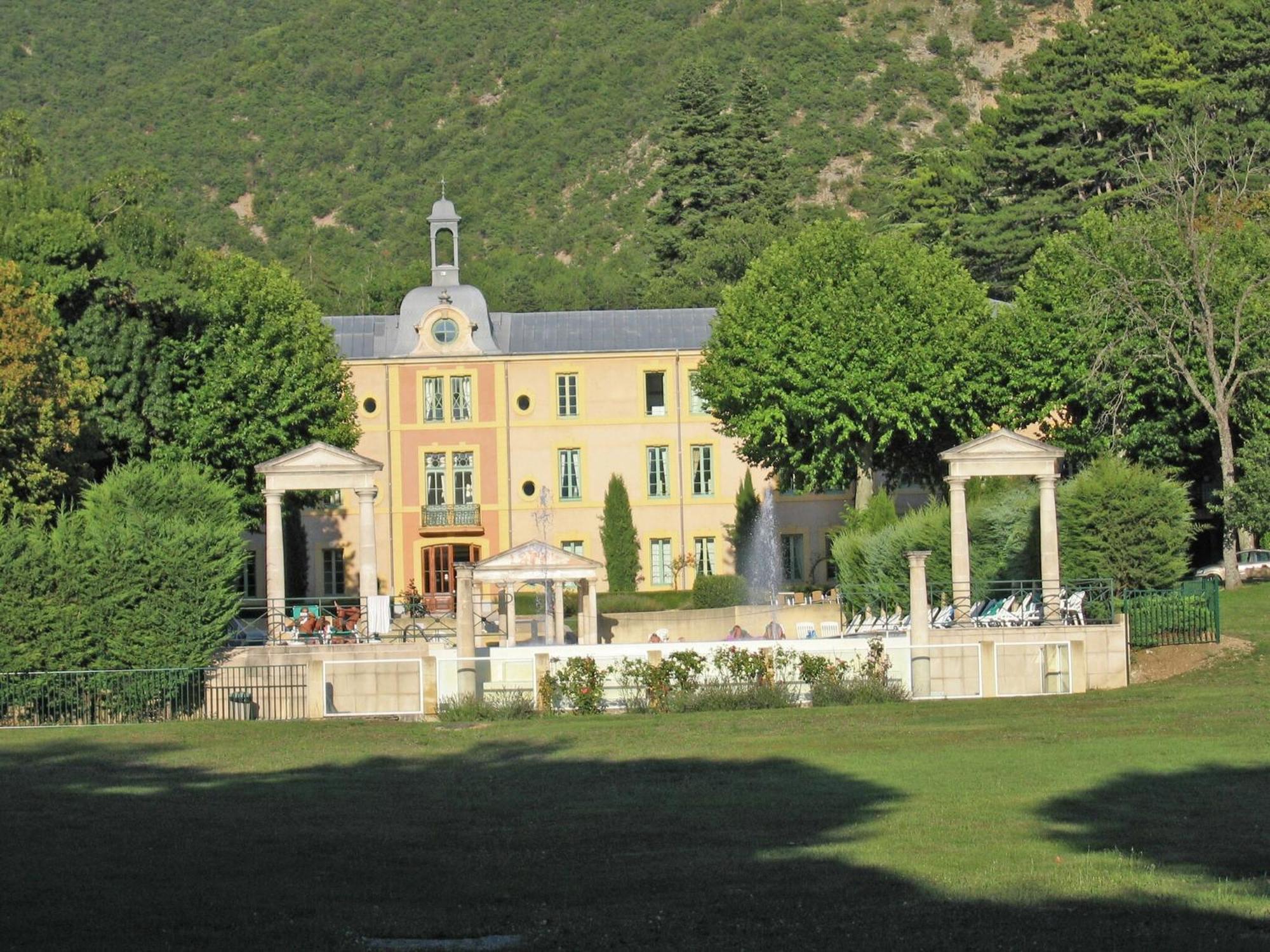 Cozy Apartment With Swimming Pool Terrace Garden Parking Montbrun-les-Bains Dış mekan fotoğraf