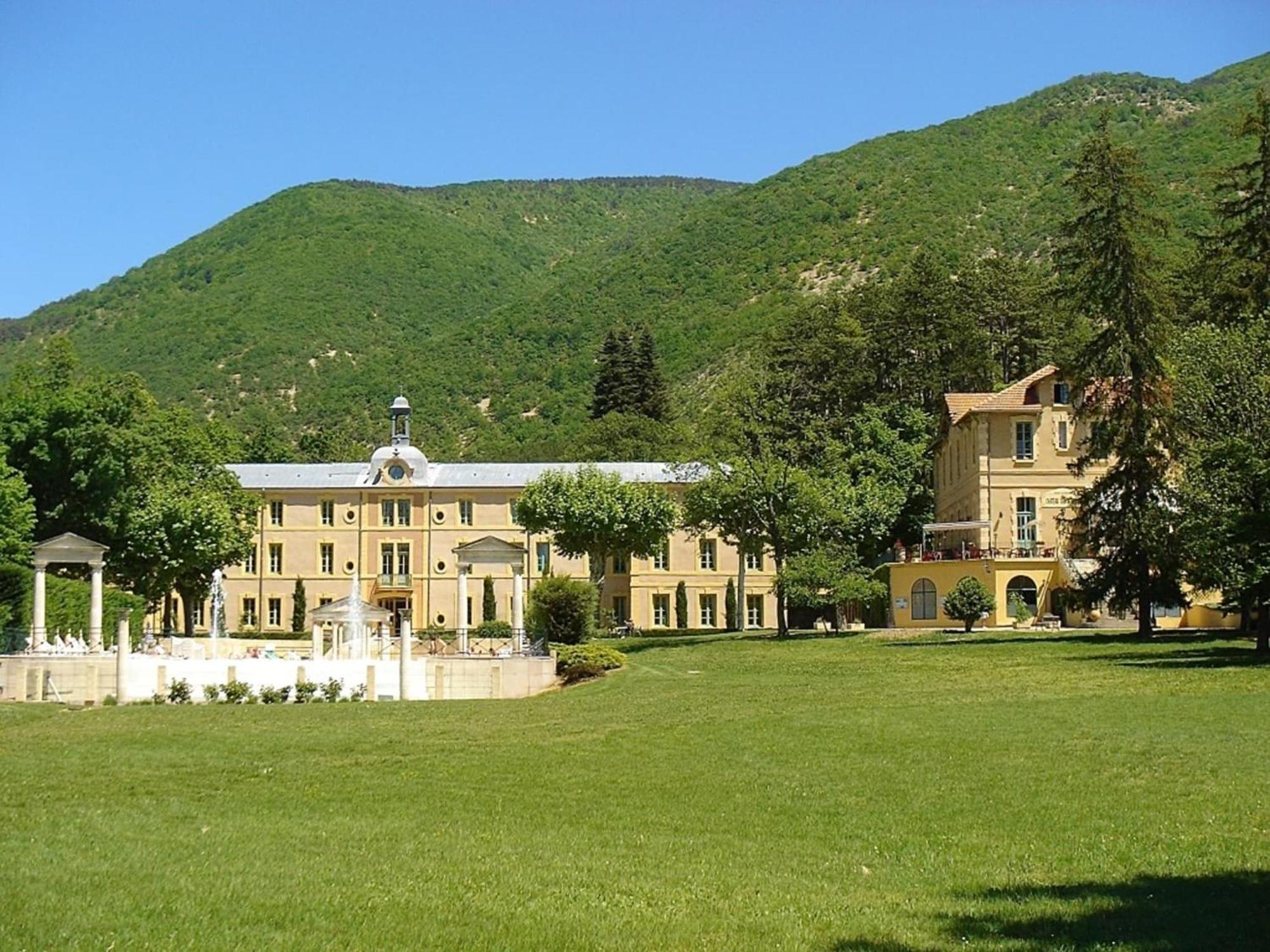 Cozy Apartment With Swimming Pool Terrace Garden Parking Montbrun-les-Bains Dış mekan fotoğraf